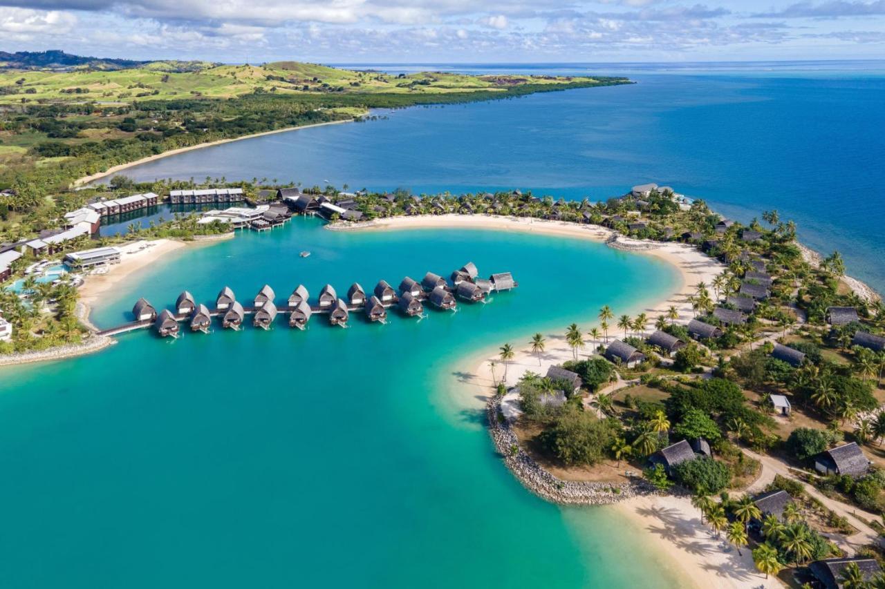 Fiji Marriott Resort Momi Bay Екстериор снимка Aerial view of the resort
