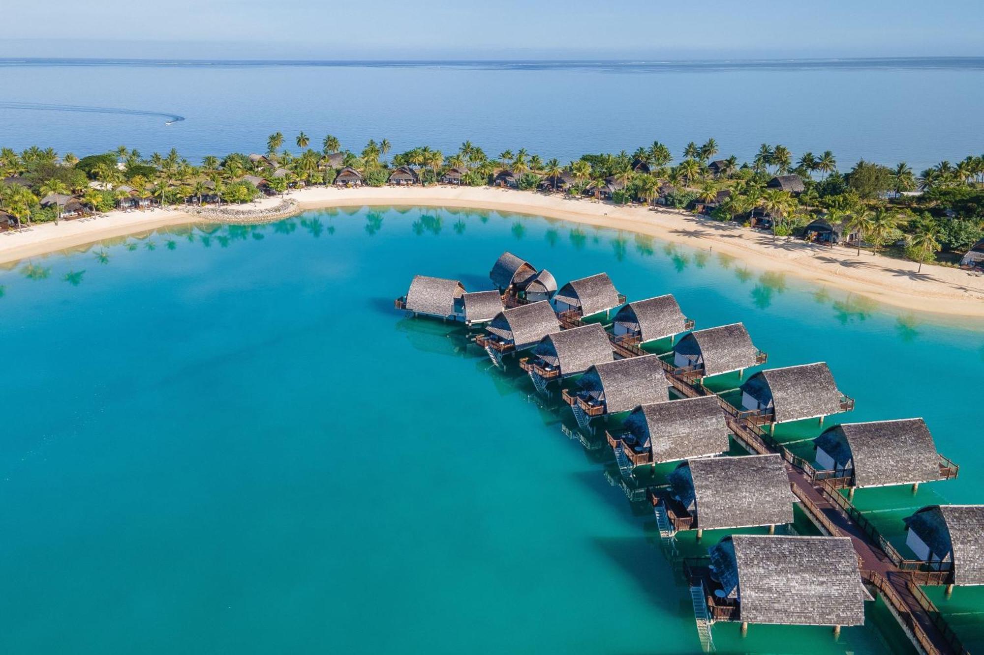 Fiji Marriott Resort Momi Bay Екстериор снимка Aerial view of the resort
