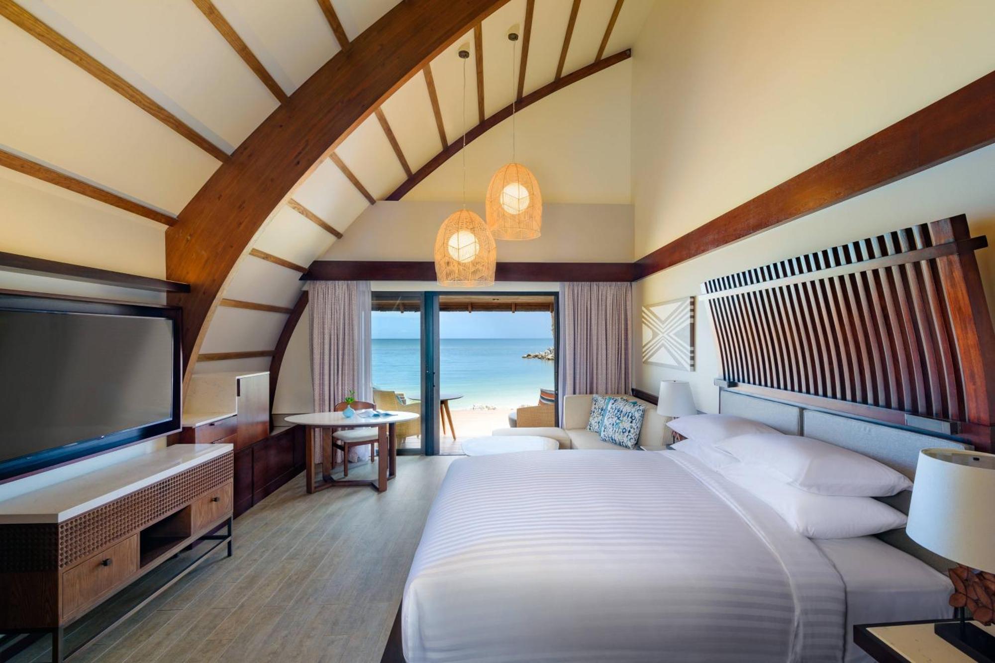 Fiji Marriott Resort Momi Bay Екстериор снимка Beachfront Suite